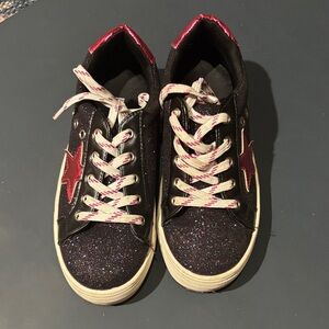 Black Glitter Sneakers with Pink Star